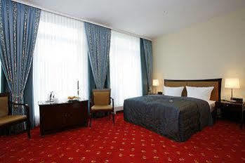 Отель Faldernpoort 4*